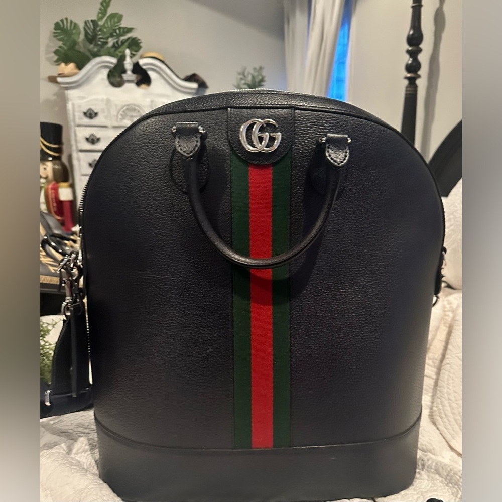 ✨NEW PRICE✨ GUCCI Blue Pebbled Leather Savoy Bowling Large Tote Bag- Like New!